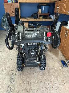 PP115E27 Poulan Pro Snow Blower for Sale - Photo 5