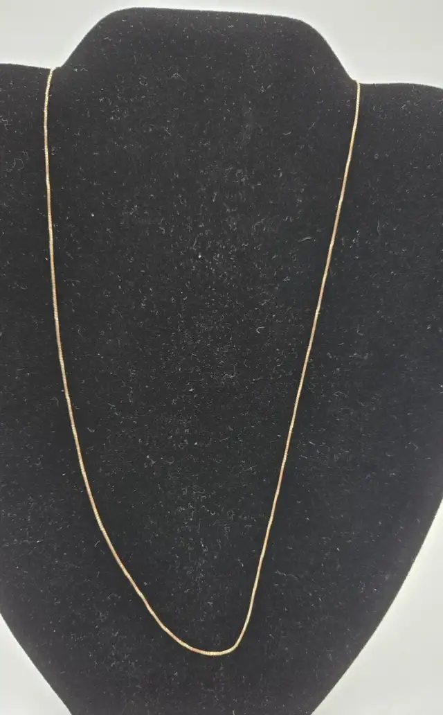(B4608) Chain 10kt Yellow Gold 1.00 gram 18'