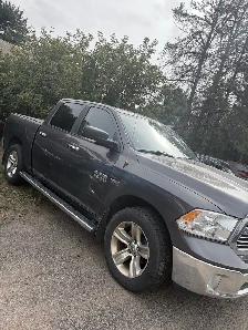 2017 Dodge RAM SLT - Photo 3