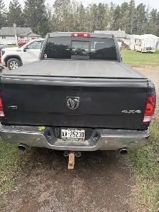 2017 Dodge RAM SLT - Photo 4