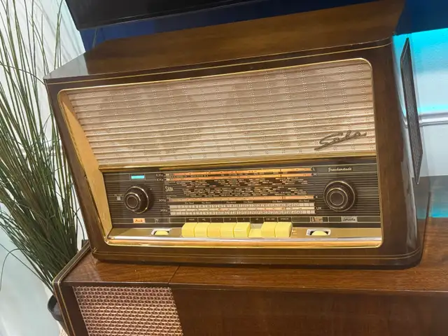 Radio vintage SABA (1958)