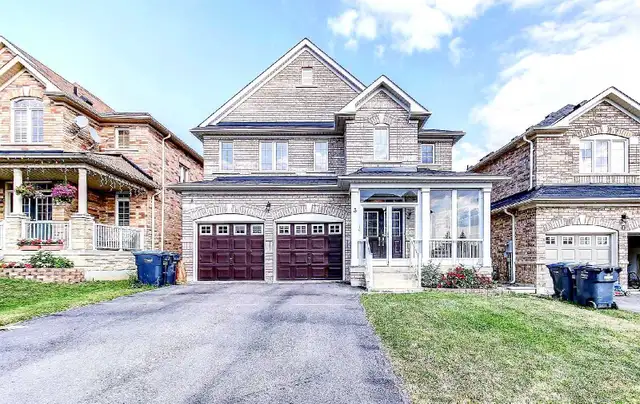 4 bedroom detached unfurnished house for rent immediately