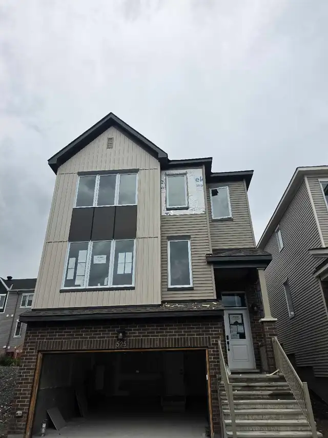 siding service tech