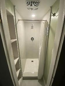 Room Rentals in London – All-Inclusive, Spacious, Available! - Photo 8
