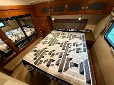 2015 32’ Forest River Rockwood Signature Fifth Wheel Trailer - Photo 3
