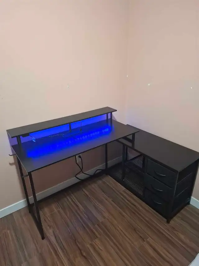 computer desk