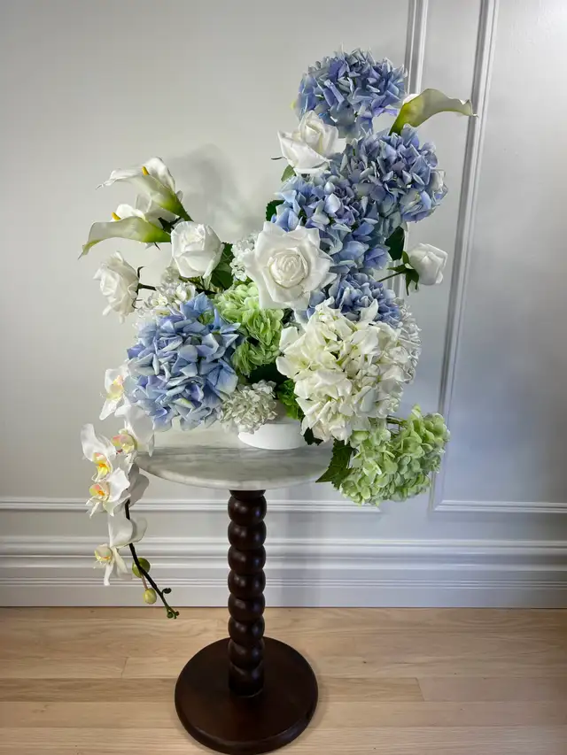 Real Touch Wedding Flowers Saskatoon – Rentals, Custom, & DIY