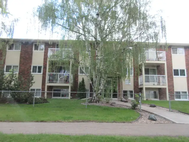 1 Bdr from October  15 for $1175 with Balcony –Central