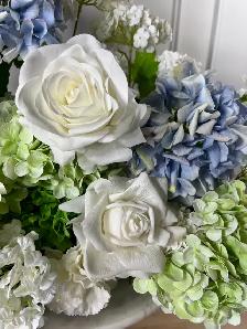 Real Touch Wedding Florals – Saskatoon - Photo 6