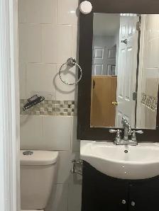 Scarborough-Large Furnished Room with Attached Private Bathroom - Photo 7