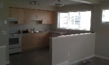 3 bed/1.5 bath Townhouse in Harbour Landing available Nov,1 - Photo 5