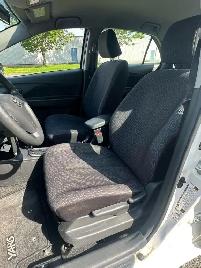 2009 Toyota Yaris - Photo 9