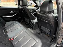 2022 BMW 3-Series 330e xDrive Plug-In Hybrid, M-sport package - Photo 11
