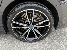 2022 BMW 3-Series 330e xDrive Plug-In Hybrid, M-sport package - Photo 13