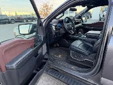 2022 Ford F-150 Lariat LARIAT 4WD SuperCrew 5.5&amp.apos. Box - Photo 2