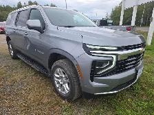 2025 Chevrolet Suburban LS - Photo 3