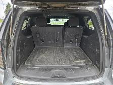 2025 Chevrolet Suburban LS - Photo 7