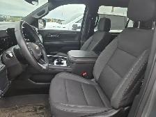 2025 Chevrolet Suburban LS - Photo 8