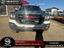 2018 GMC Sierra 1500 4WD Crew Cab SLE - Photo 2