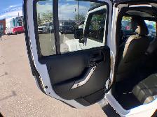 2018 Jeep Wrangler SAHARA JK UNLIMITED 4X4 LEATHER BLUETOOTH TOW - Photo 20