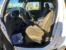 2018 Jeep Wrangler SAHARA JK UNLIMITED 4X4 LEATHER BLUETOOTH TOW - Photo 22