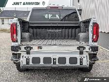 2025 GMC Sierra 1500 SLT Crew Cab Short Box 4-Wheel Drive SLT - Photo 11