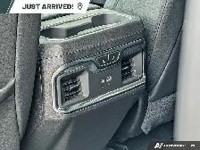 2025 GMC Sierra 1500 SLT Crew Cab Short Box 4-Wheel Drive SLT - Photo 14
