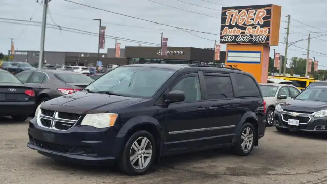 2011 Dodge Grand Caravan SE, 7 PASSENGER, ONLY 137KMS, RUNS WELL