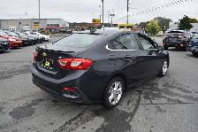 2017 Chevrolet Cruze LT - Photo 4