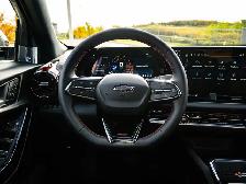 2027 Chevrolet Equinox AWD RS - Photo 36