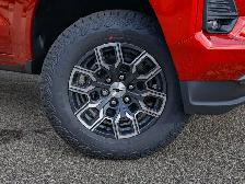 2026 Chevrolet Colorado 4WD Z71 - Photo 5