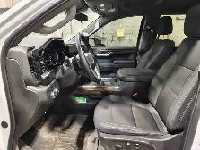 2024 GMC Sierra 1500 Elevation 3.0L X31 | Heated Seats/Steering - Photo 8