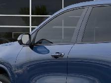 2027 GMC Acadia Denali Ultimate - Photo 12