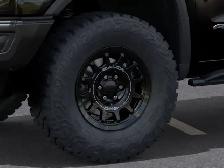 2026 GMC Sierra 1500 AT4X - Photo 9