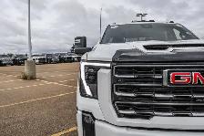 2026 GMC Sierra 3500HD AT4 - Photo 11