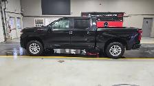 2023 Chevrolet Silverado 1500 - Photo 2