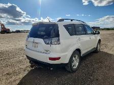 2010 Mitsubishi Outlander - Photo 3