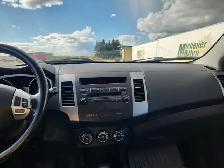 2010 Mitsubishi Outlander - Photo 18