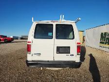 2011 Ford E-Series - Photo 6