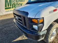 2011 Ford E-Series - Photo 17