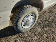 2011 Ford E-Series - Photo 20