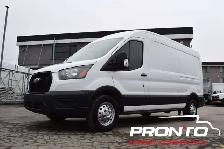 2023 Ford Transit Cargo Van AWD  Hitch , Cruise , Bluetooth