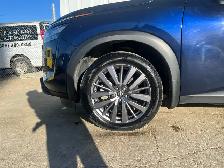 2023 Nissan Pathfinder SL AWD 7 Passenger | Command Start | Heat - Photo 9