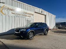 2023 Nissan Pathfinder SL AWD 7 Passenger | Command Start | Heat - Photo 10