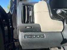 2023 Nissan Pathfinder SL AWD 7 Passenger | Command Start | Heat - Photo 22