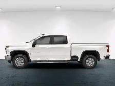 2023 Chevrolet Silverado 2500HD LT 4WD Crew Cab Standard Box LT - Photo 3