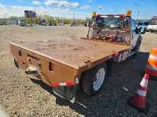 2007 Ford F550 - Photo 4