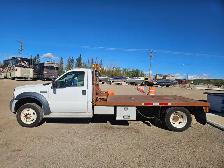 2007 Ford F550 - Photo 5