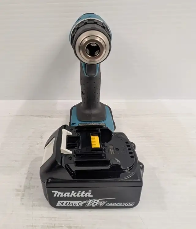 (B6682) Makita Cordless 1/2' Drill / Driver DDF453