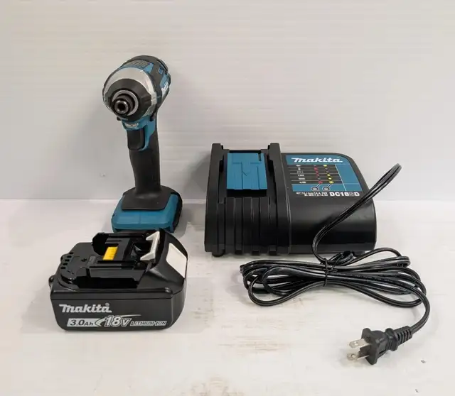 (B6683) Makita Cordless Impact Driver DTD152